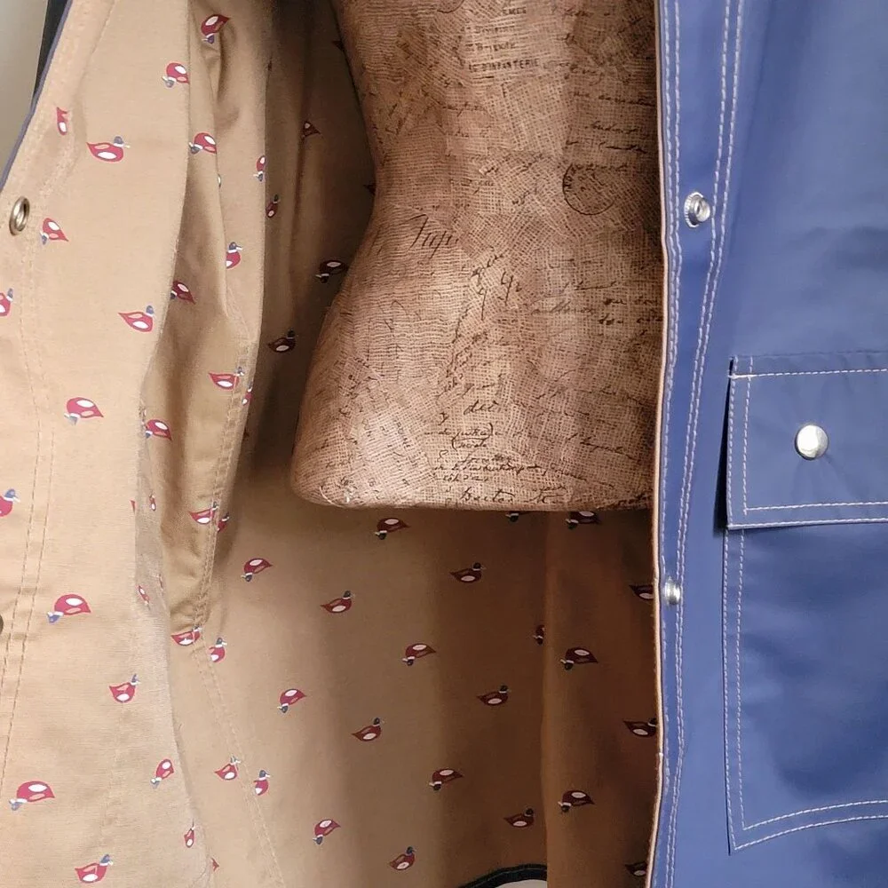 Reversable Mallard Duck Print Hooded Raincoat Snap Buttons Drawstring. Size L - Picture 12 of 16